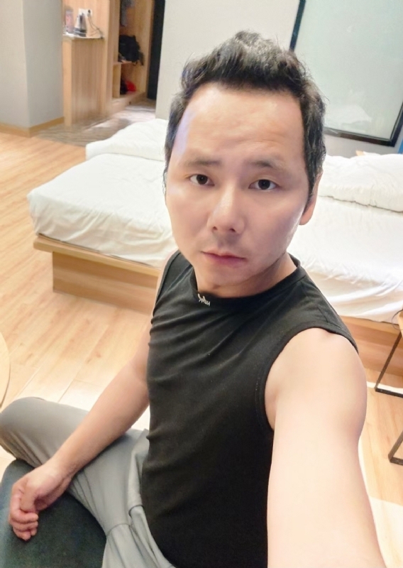 爱远的要命的第一张照片--珠海相亲服务中心