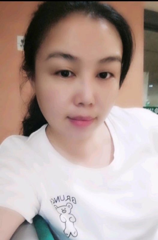 淡淡的云的第一张照片--珠海相亲服务中心