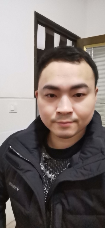 老实人的第一张照片--珠海相亲服务中心