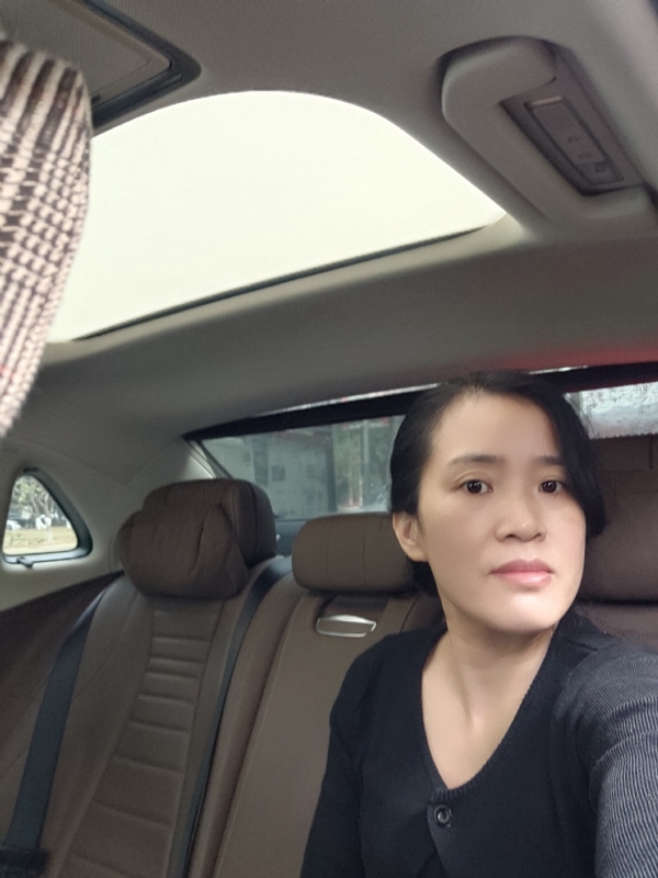 烟雨如墨的第一张照片--珠海相亲服务中心
