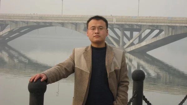 云中望月的第一张照片--珠海相亲服务中心