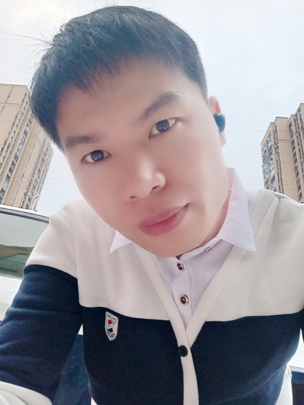 雨霁月清风的第二张照片--珠海相亲服务中心