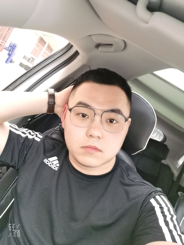 海阔天空的第一张照片--珠海相亲服务中心