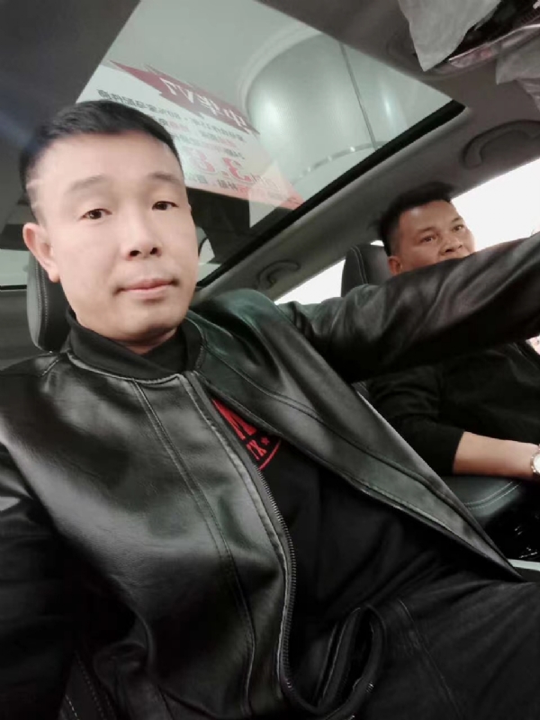 醉红尘的第一张照片--珠海相亲服务中心