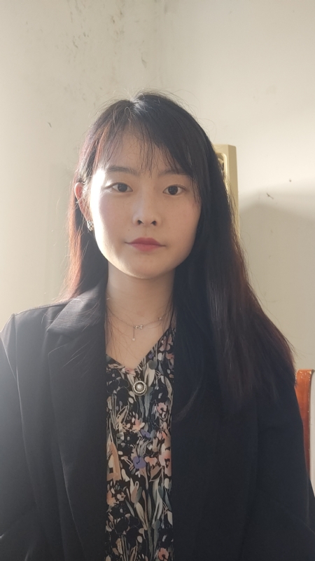 啾啾儿的第一张照片--珠海相亲服务中心