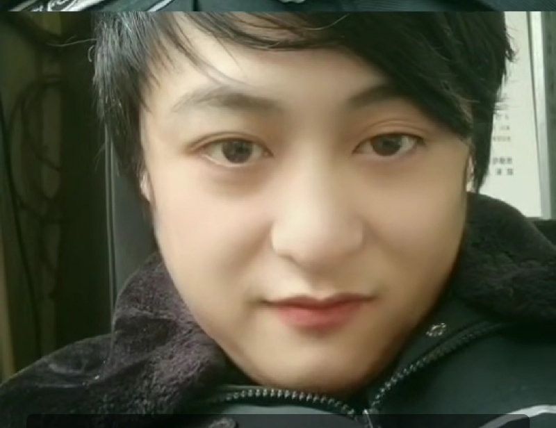 小玮的第二张照片--珠海相亲服务中心