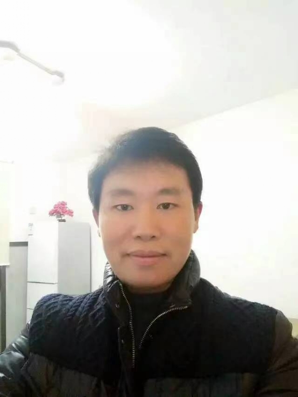 擎天柱的第一张照片--珠海相亲服务中心