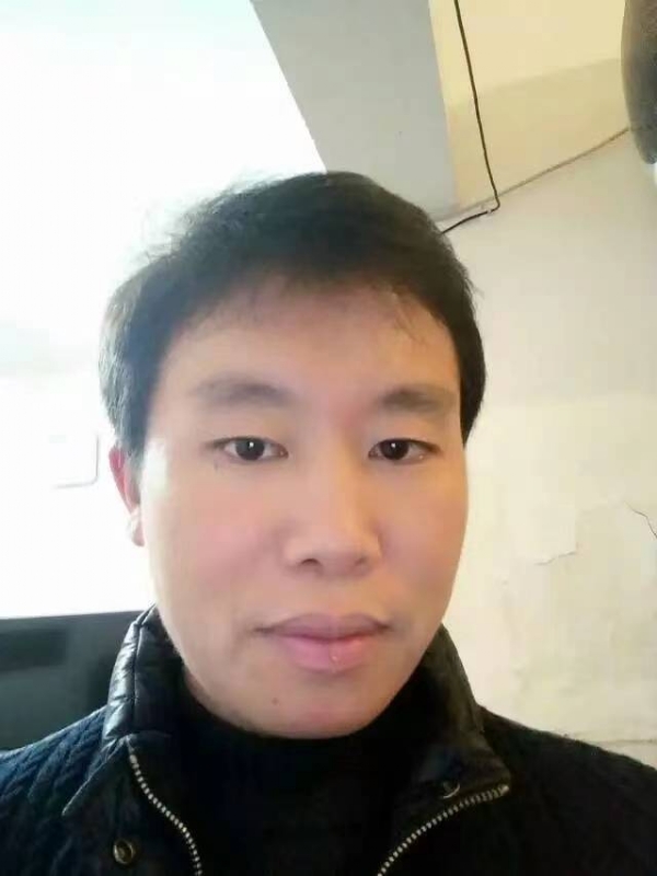 擎天柱的第三张照片--珠海相亲服务中心