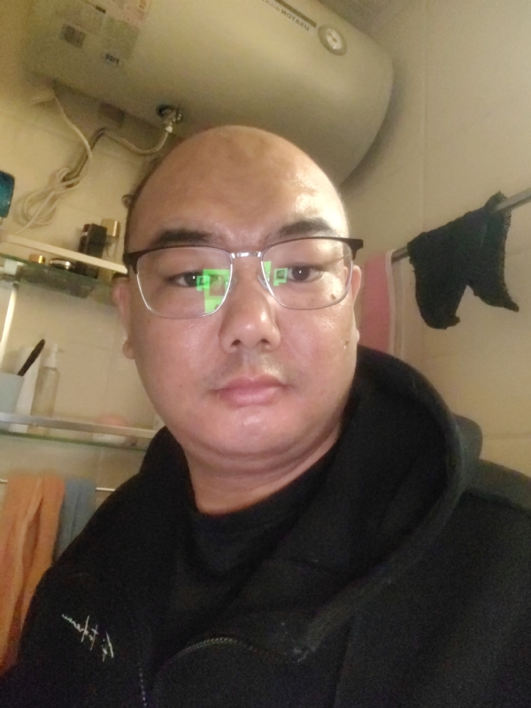 小胖子的第一张照片--珠海相亲服务中心