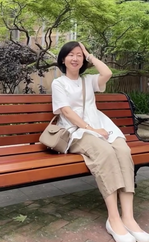 千年老母猪的第五张照片--珠海相亲服务中心
