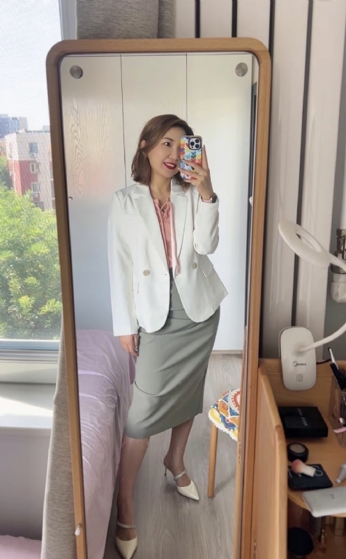 丽波的第三张照片--珠海相亲服务中心