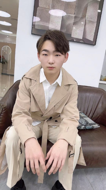 啊哲的第一张照片--珠海相亲服务中心