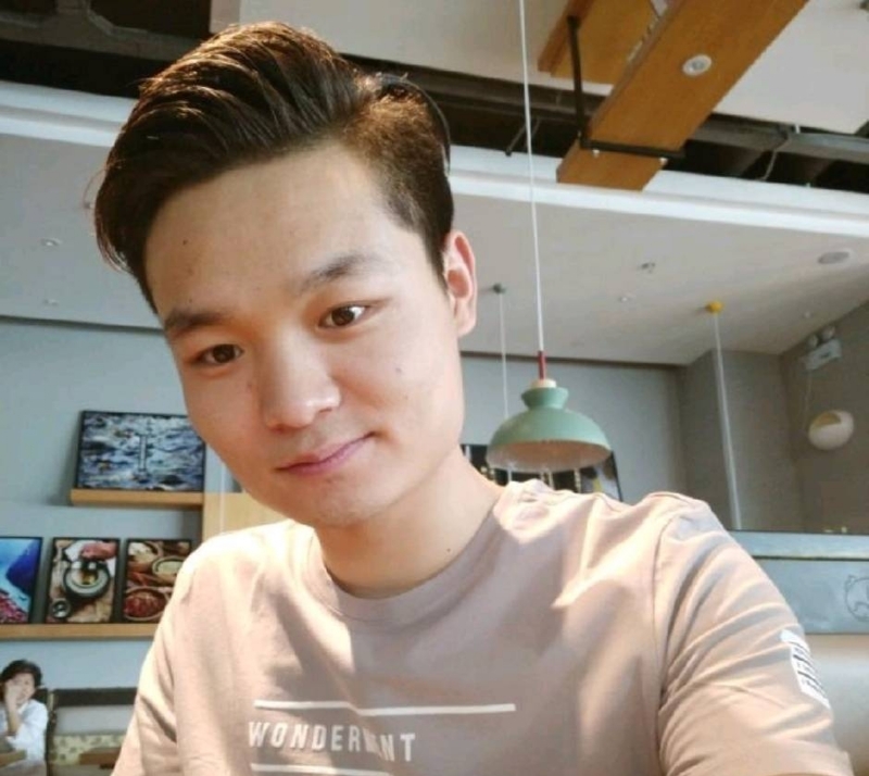 裴海洋的第一张照片--珠海相亲服务中心