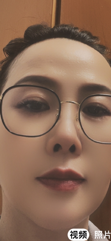 水女人的第一张照片--珠海相亲服务中心