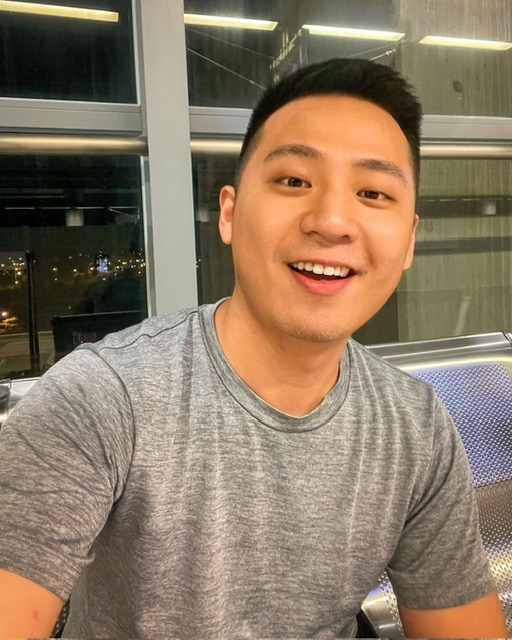 孤獨的男人的第三张照片--珠海相亲服务中心