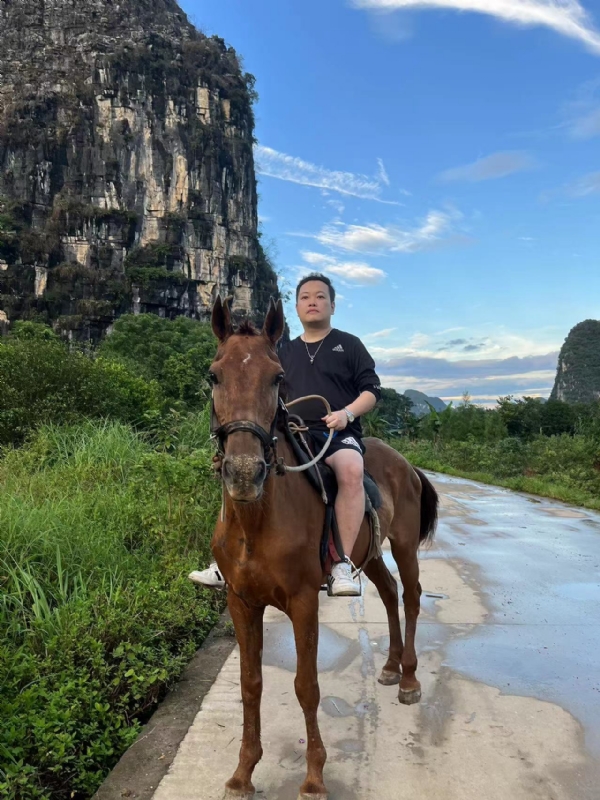 千度D雄的第七张照片--珠海相亲服务中心
