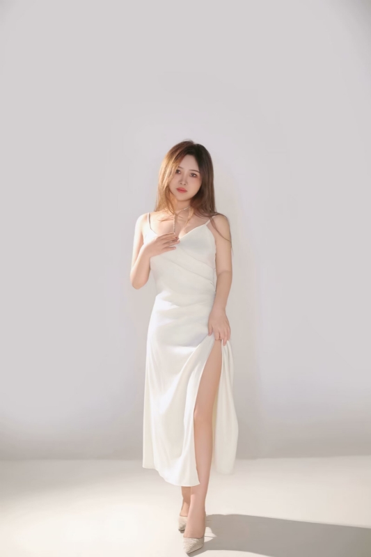 李淼的第三张照片--珠海相亲服务中心