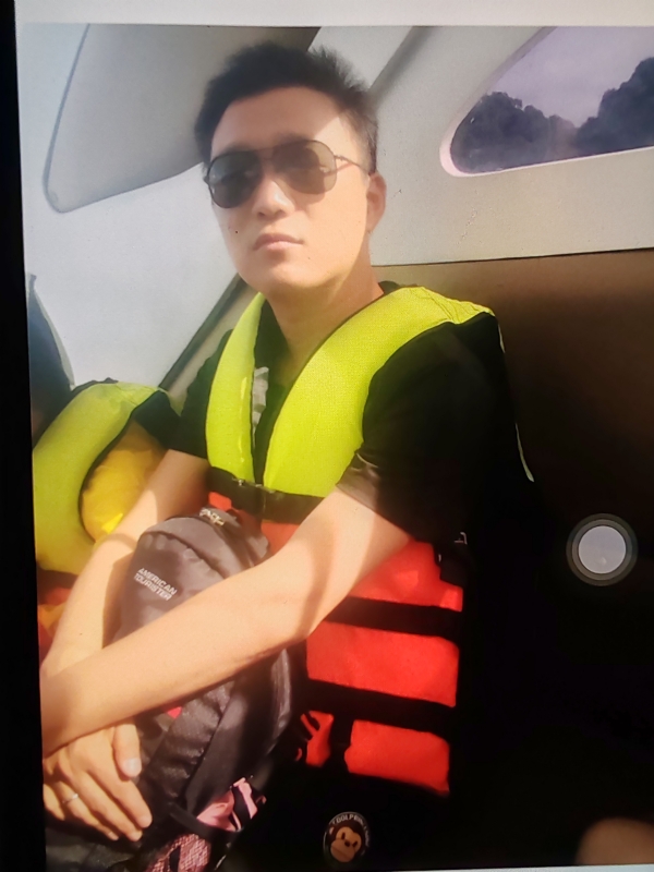 座看烟霞散的第一张照片--珠海相亲服务中心