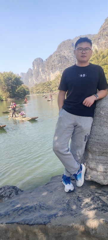 受过伤的狼的第二张照片--珠海相亲服务中心