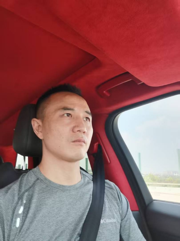 想的美的第二张照片--珠海相亲服务中心