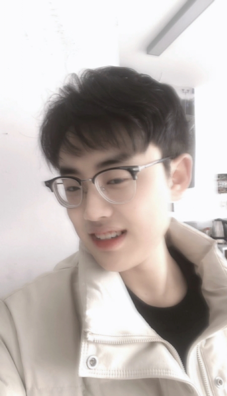 梁21的第一张照片--珠海相亲服务中心