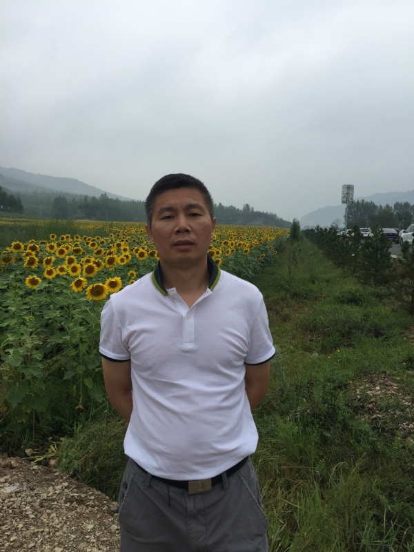 爱拼才会赢的大叔的第三张照片--珠海相亲服务中心