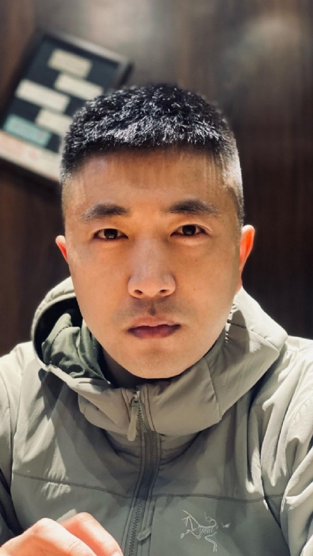 山中何缘的第一张照片--珠海相亲服务中心