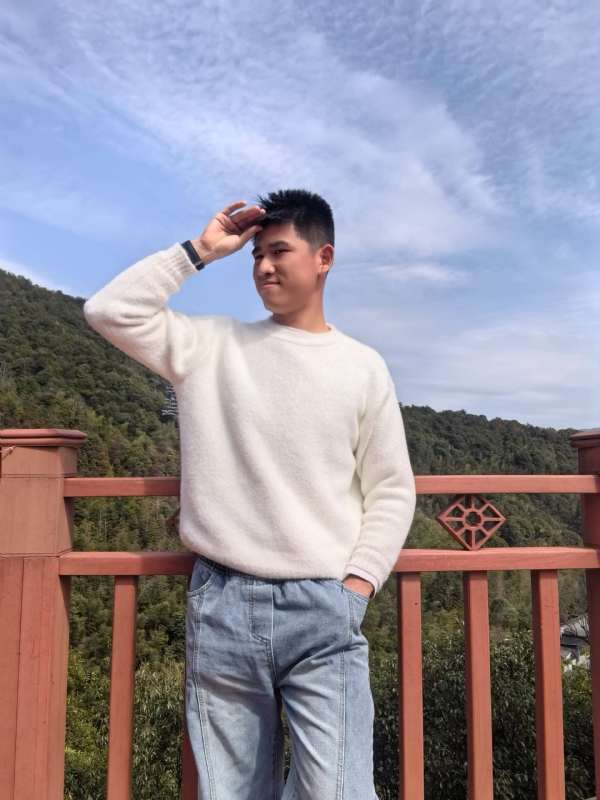 颜SEME的第一张照片--珠海相亲服务中心