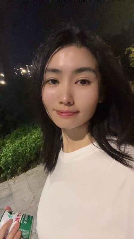 pan的第一张照片--珠海相亲服务中心