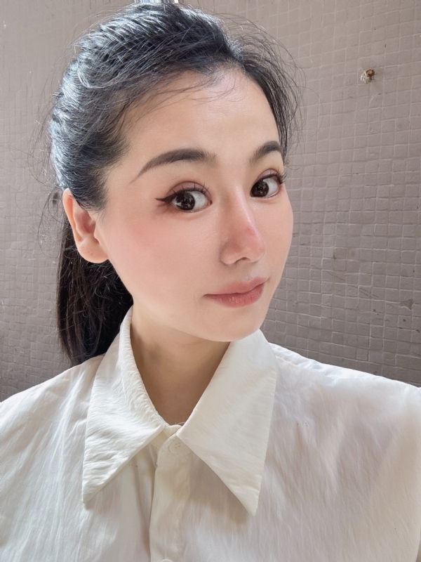 金莉的第二张照片--珠海相亲服务中心