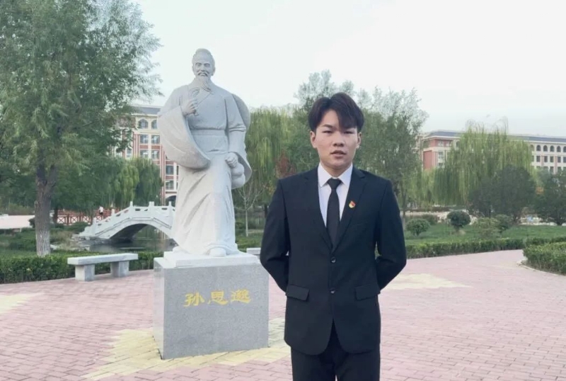 尚明月的第一张照片--珠海相亲服务中心