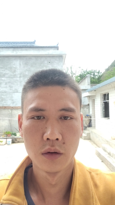 简单点的第一张照片--珠海相亲服务中心