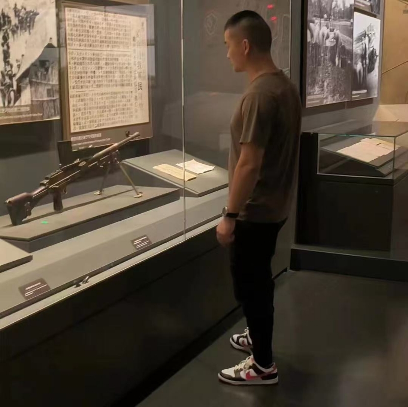 霸气的第一张照片--珠海相亲服务中心