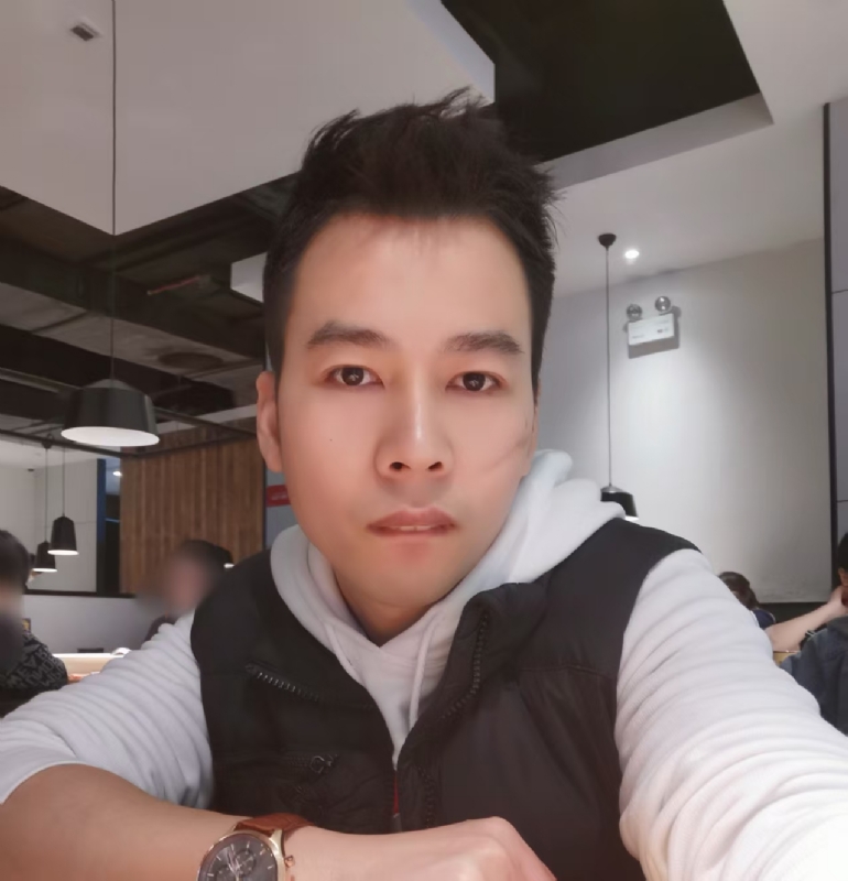 思明的第一张照片--珠海相亲服务中心